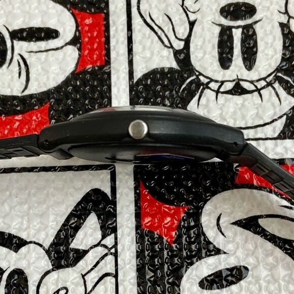 Vintage Disney X Lorus by Seiko Running Mickey Mouse Glow in the Dark Watch - Picture 11 of 16